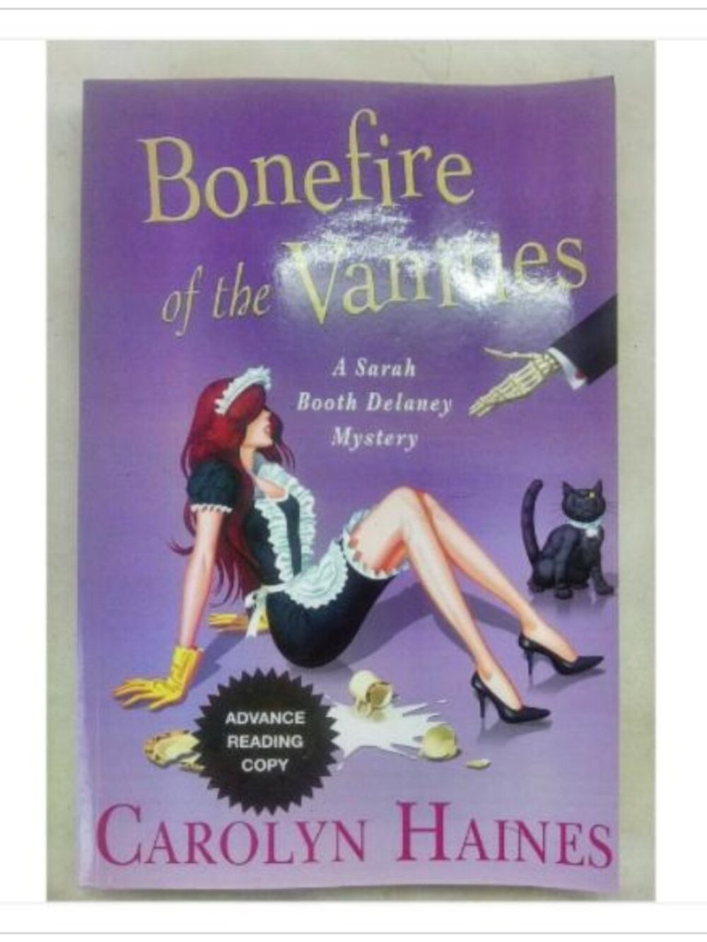 Bonefire of the Vanities A Sarah Booth Delaney Mystery St. 1st 2012 PB